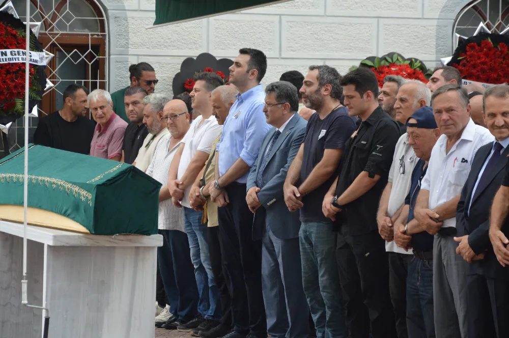 AHMET ARMUTÇU SON YOLCULUĞUNA UĞURLANDI