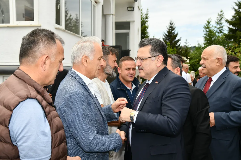 BAŞKAN GENÇ: “BEŞİKDÜZÜ’NE ARZULADIĞIMIZ HİZMETLERİ KAZANDIRACAĞIZ”