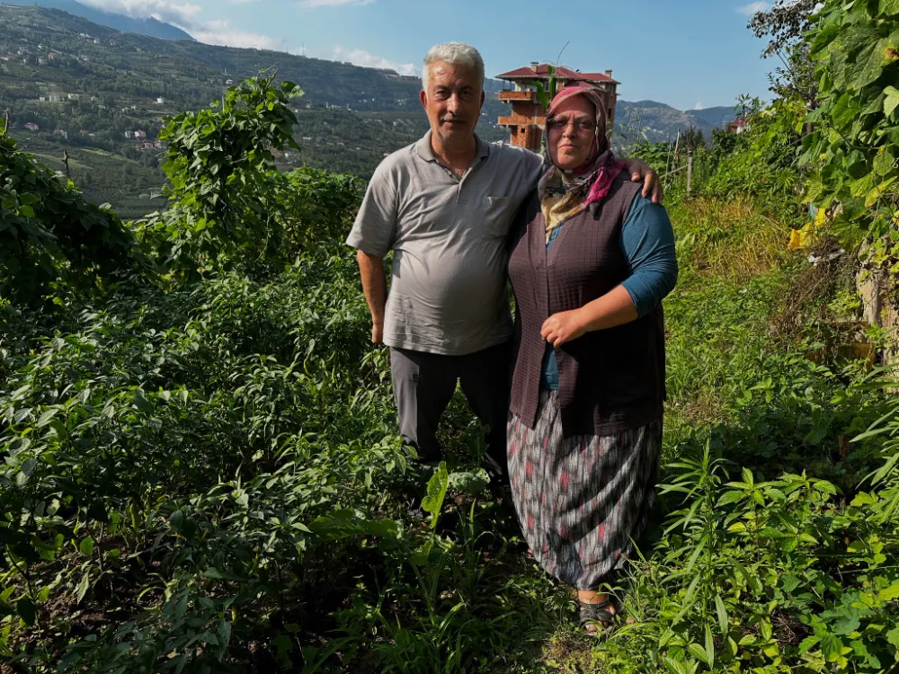 MİLLETVEKİLİ KOÇ TARLADA