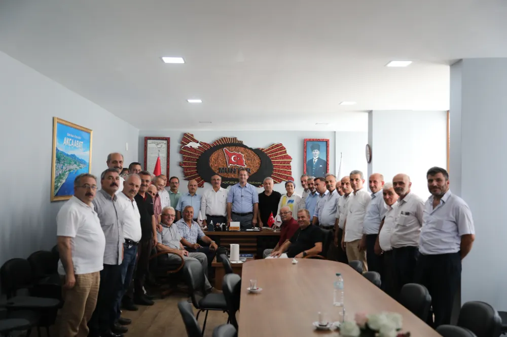 BAŞKAN EKİM MUHTARLARLA BULUŞTU
