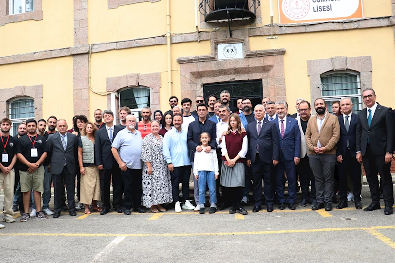 Milli Eğitim Bakanı Tekin Trabzon