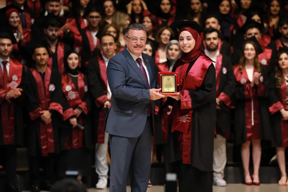 ÜNİVERSİTE ADAYLARINA TRABZON DAVETİ