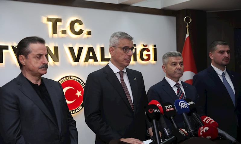 Sağlık Bakanı Kemal Memişoğlu, Artvin