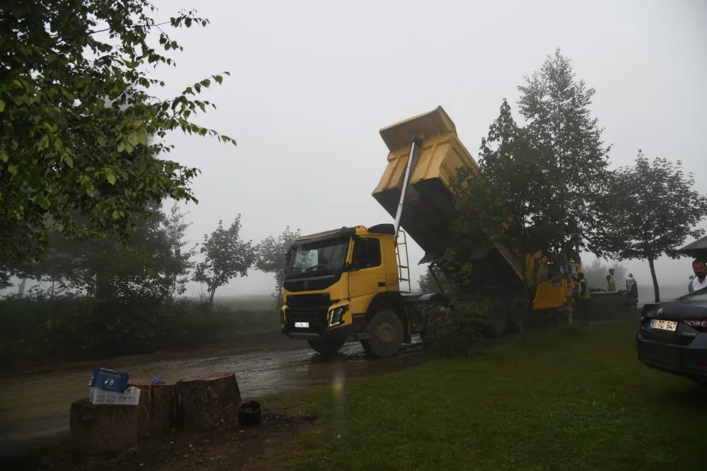 KARADAĞ GRUP YOLUNDA TOPRAK YOL TARİH OLUYOR