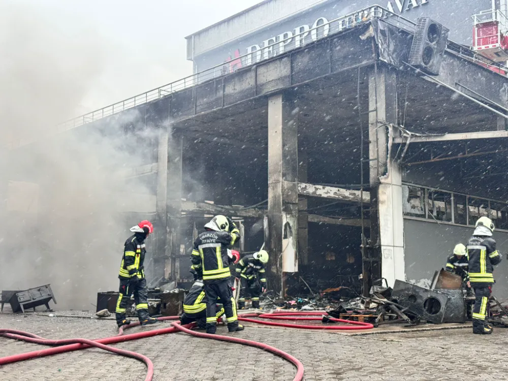 YANGINA MÜDAHALE SÜRÜYOR