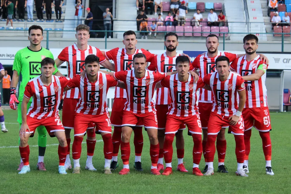 İLK YARI BERABERLİKLE SONUÇLANDI