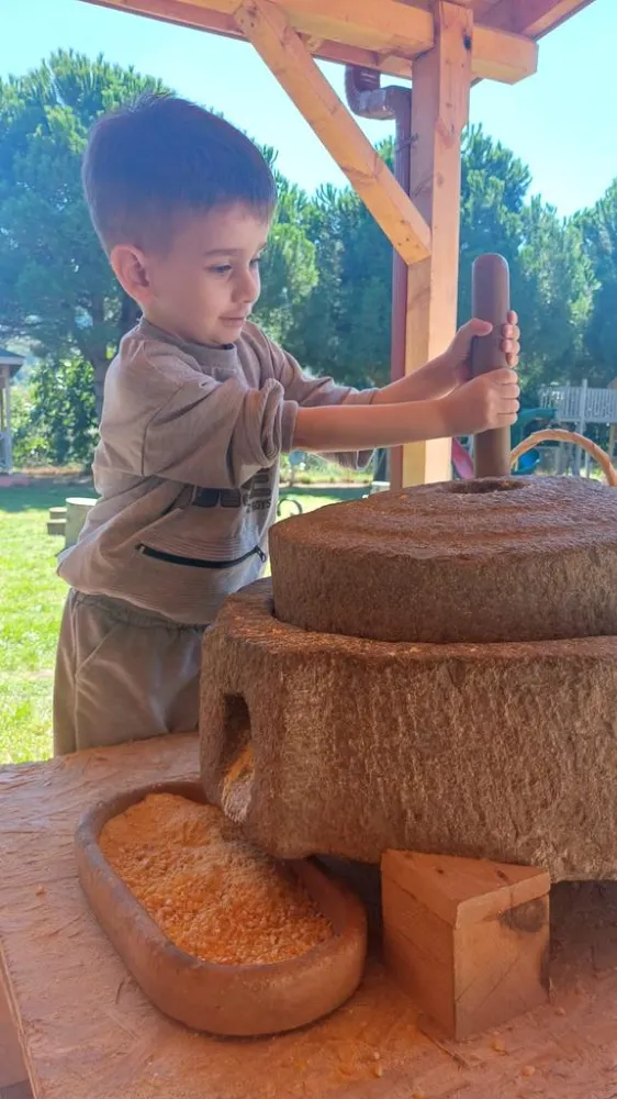 TOPRAK ANA KÖY YAŞAM MERKEZİ YİNE YOĞUN