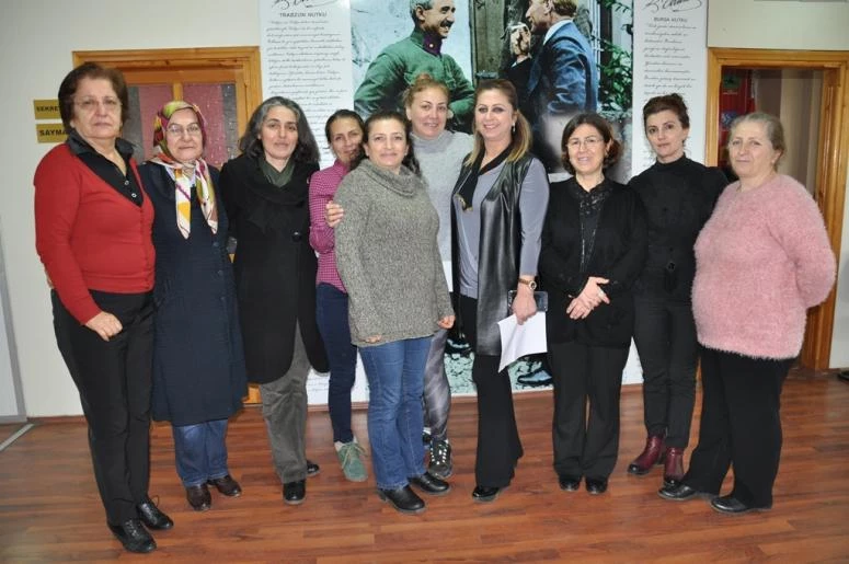 CHP’li kadınlar sahaya iniyor