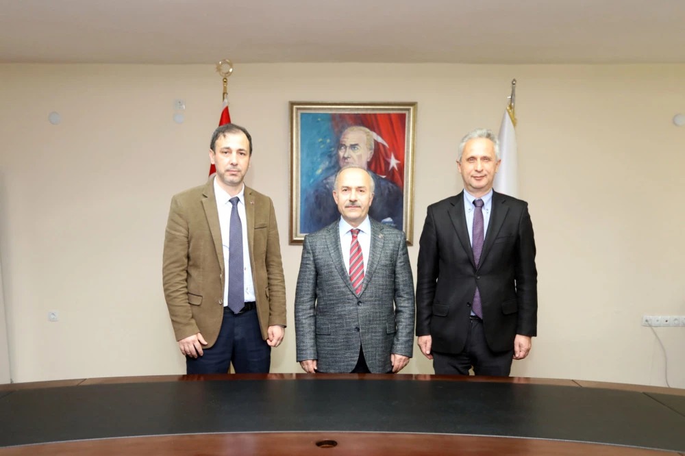 Trabzon Üniversitesi Fatih Eğitim Fakültesi’nde Devir Teslim Töreni